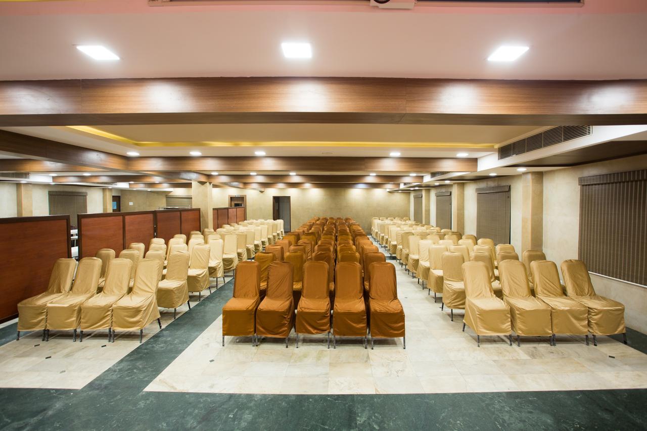 Oyo 14933 Rpr Residency Hotel Chennai Eksteriør billede
