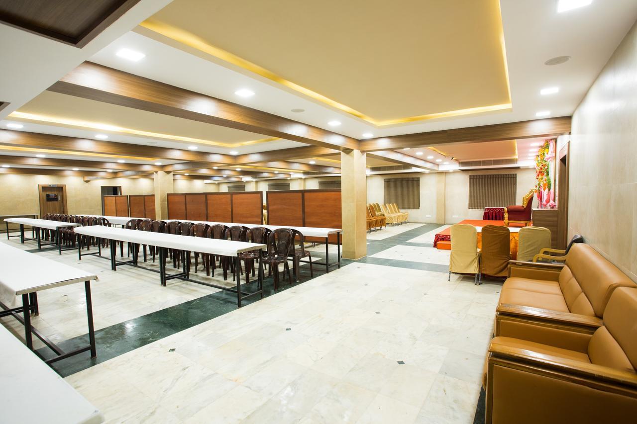 Oyo 14933 Rpr Residency Hotel Chennai Eksteriør billede